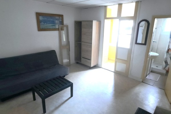 Main image Main Image